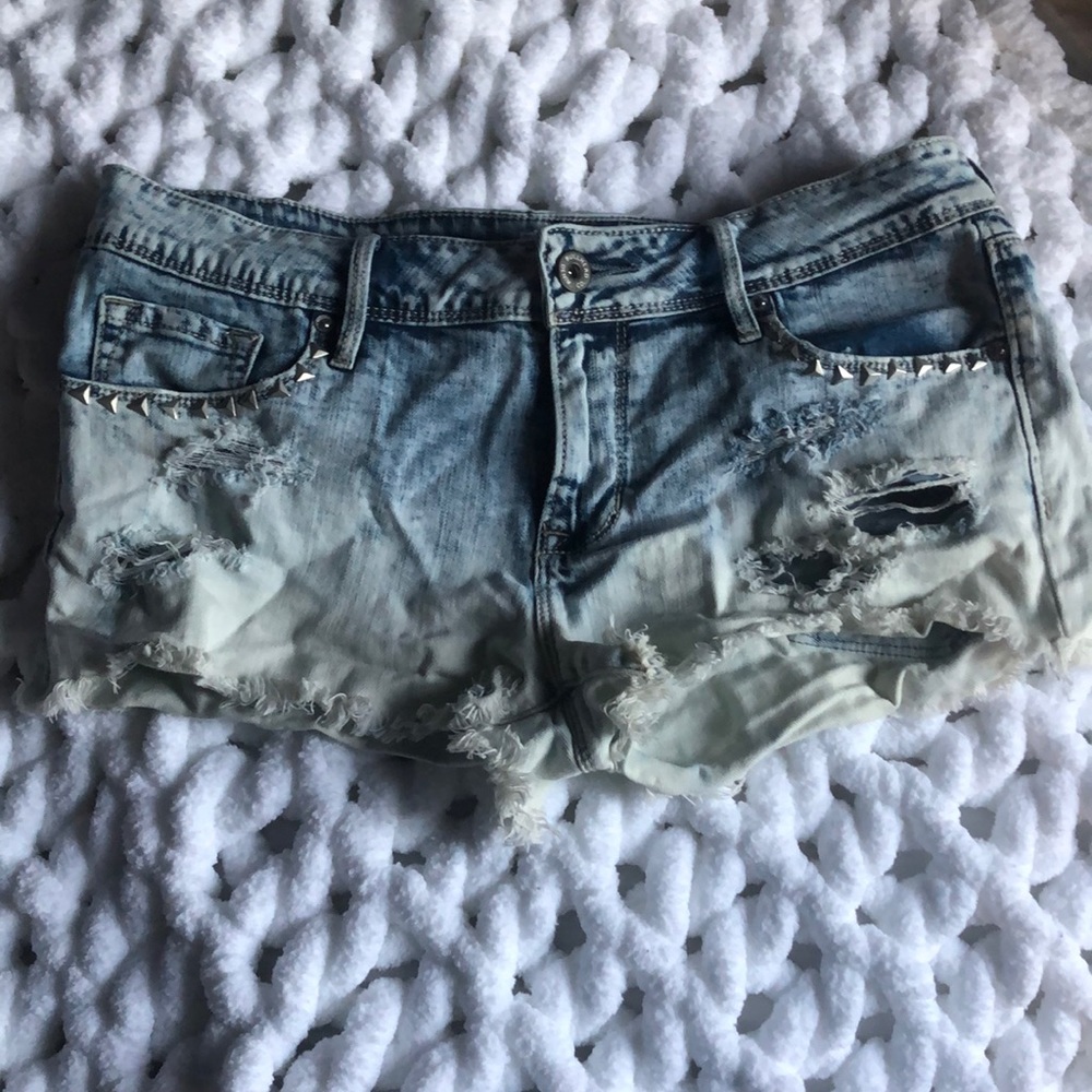 Bullhead Short Demin Shorts With Studs